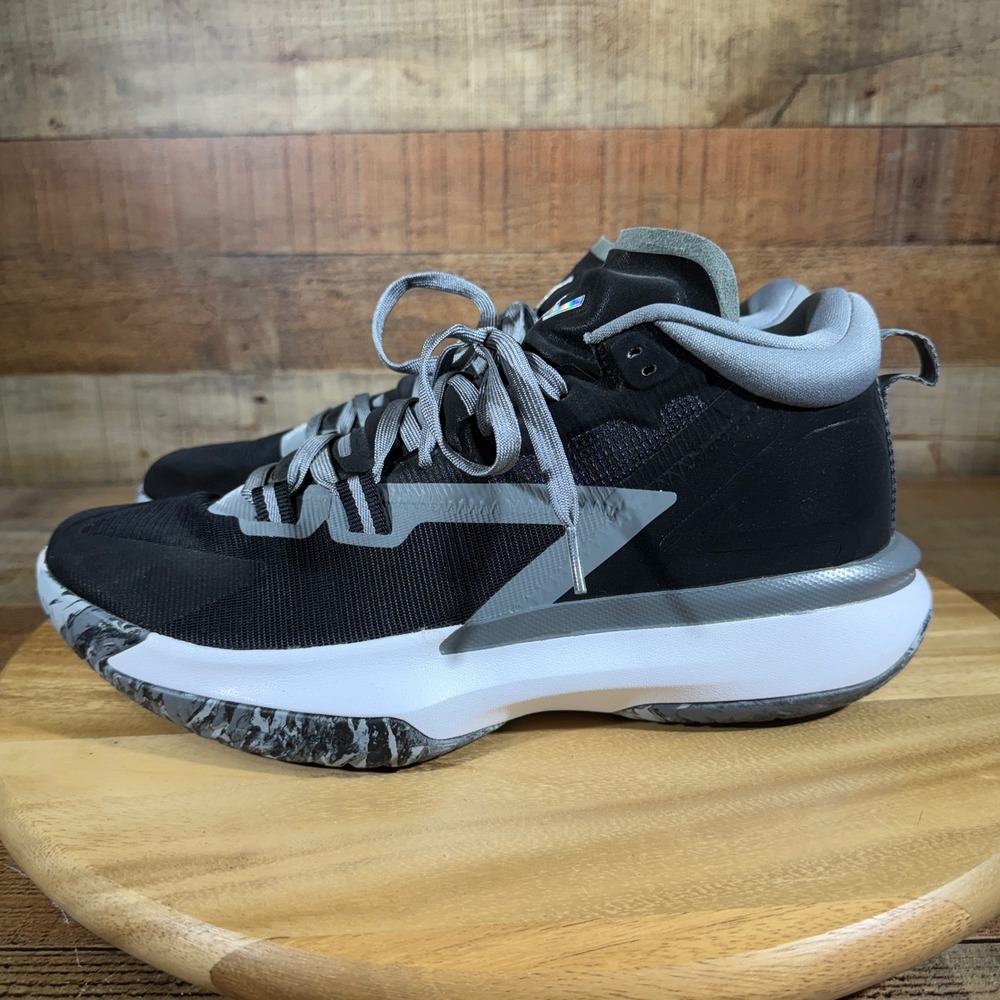 Nike Air Jordan Zion 1 Basketball Shoes Mens 10.5 Black Gray DC4208-001